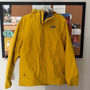 The North Face Men’s DryVent Rain Jacket Large